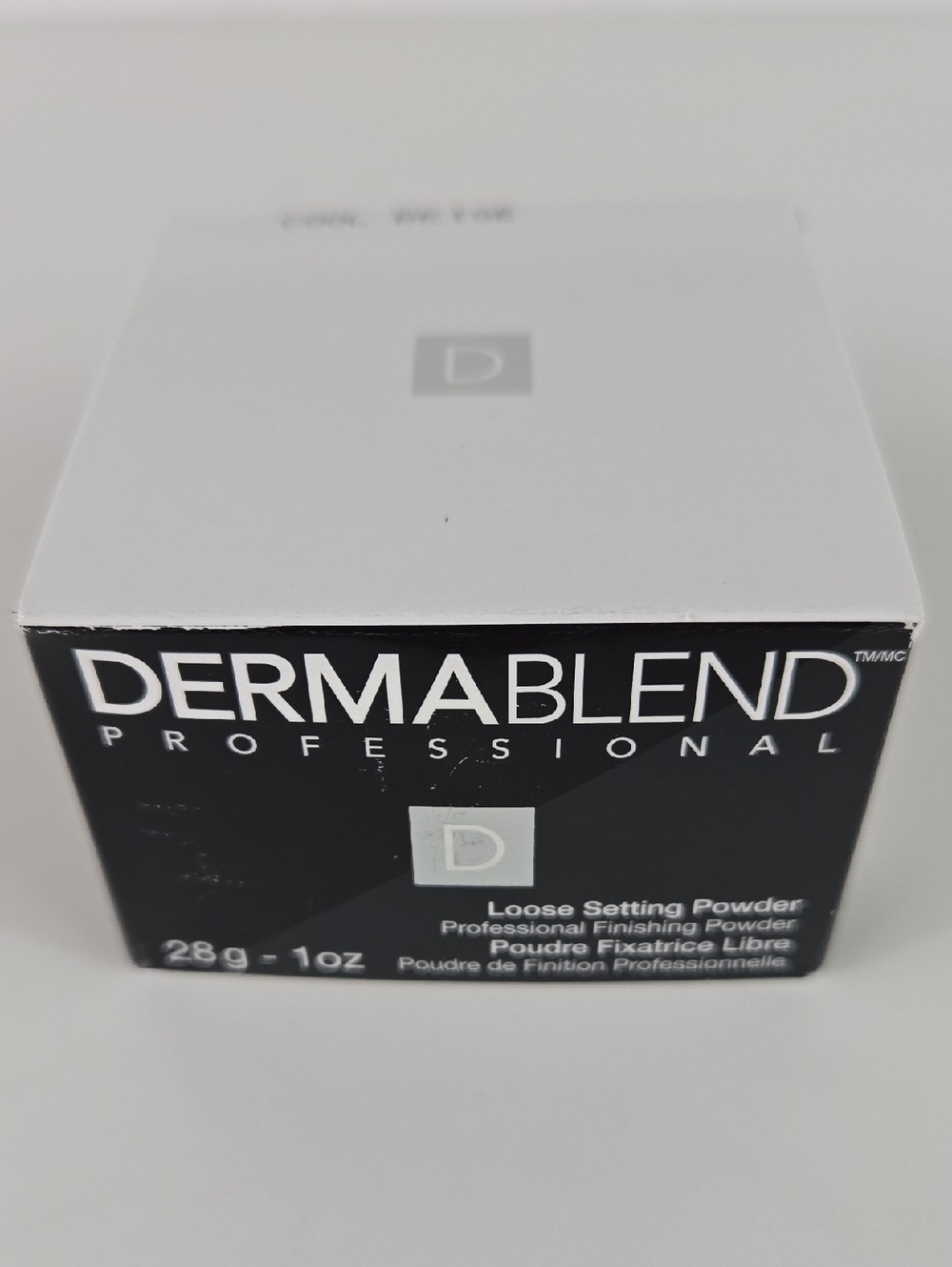 Dermablend Professional Loose Setting Powder - Picture 6 of 13